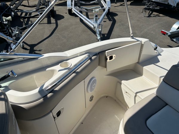 Used 2004  powered Power Boat for sale